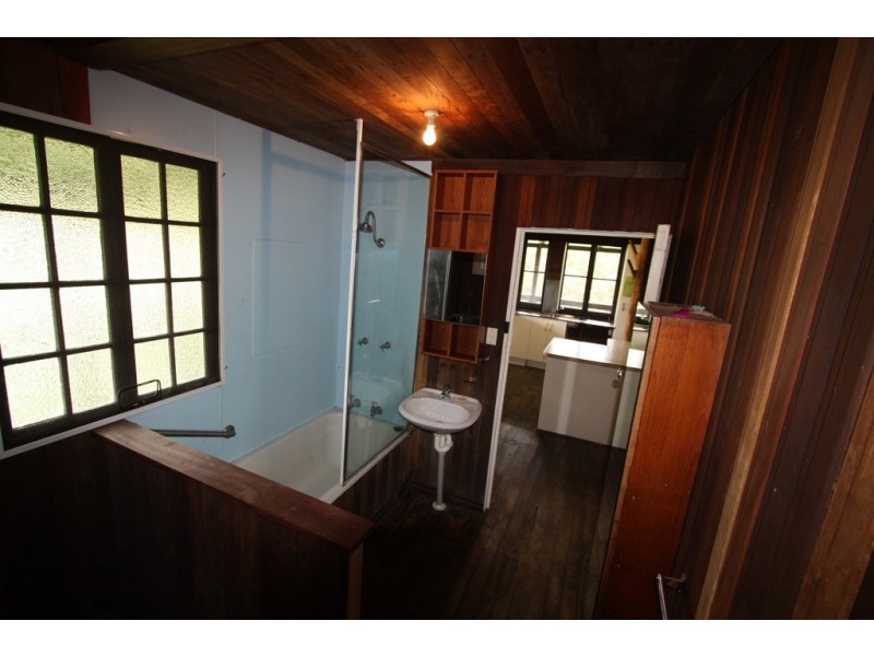 160 Honeytree La, Ridgewood QLD 4563