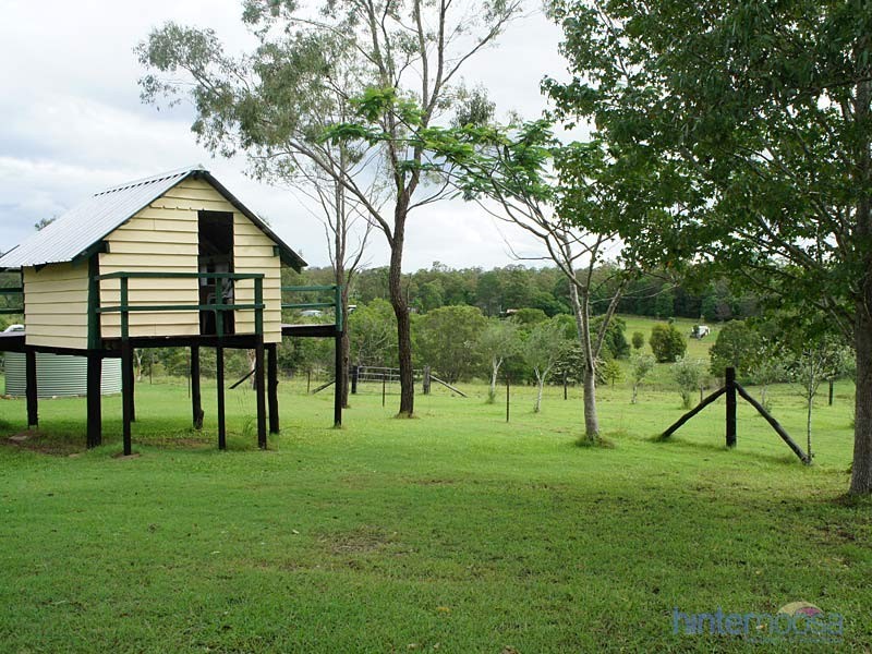 34 Jubilee Road, Carters Ridge QLD 4563