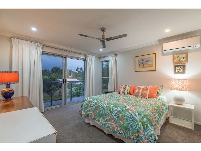 32 Kamala Drive, Lake Macdonald QLD 4563