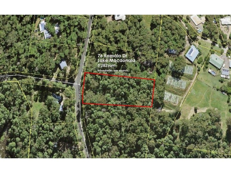 76 Kamala Dr, Lake Macdonald QLD 4563