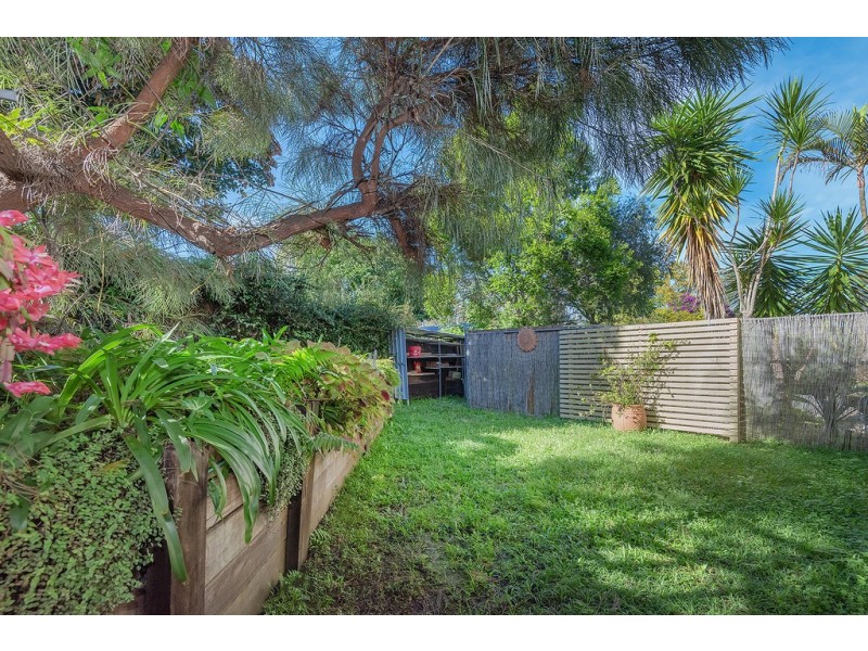 Unit 1/16a Kauri Street, Cooroy QLD 4563