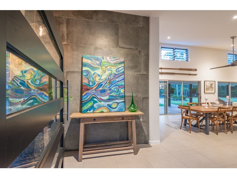 19 Kingsgate Drive, Tinbeerwah QLD 4563