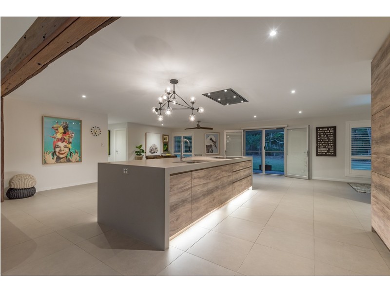 19 Kingsgate Drive, Tinbeerwah QLD 4563