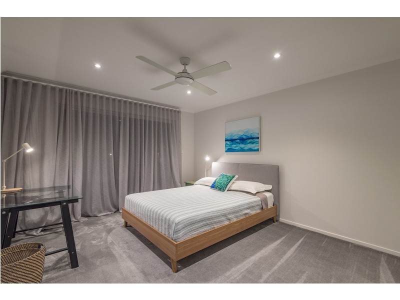 19 Kingsgate Drive, Tinbeerwah QLD 4563