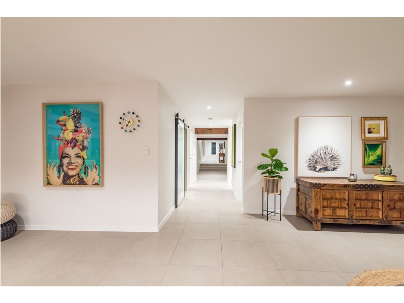 19 Kingsgate Drive, Tinbeerwah QLD 4563