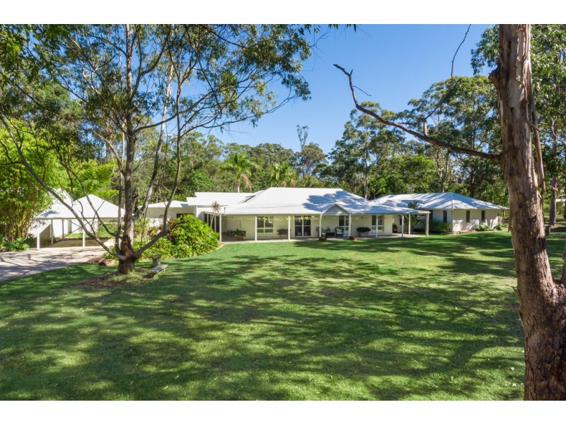 19 Kingsgate Drive, Tinbeerwah QLD 4563