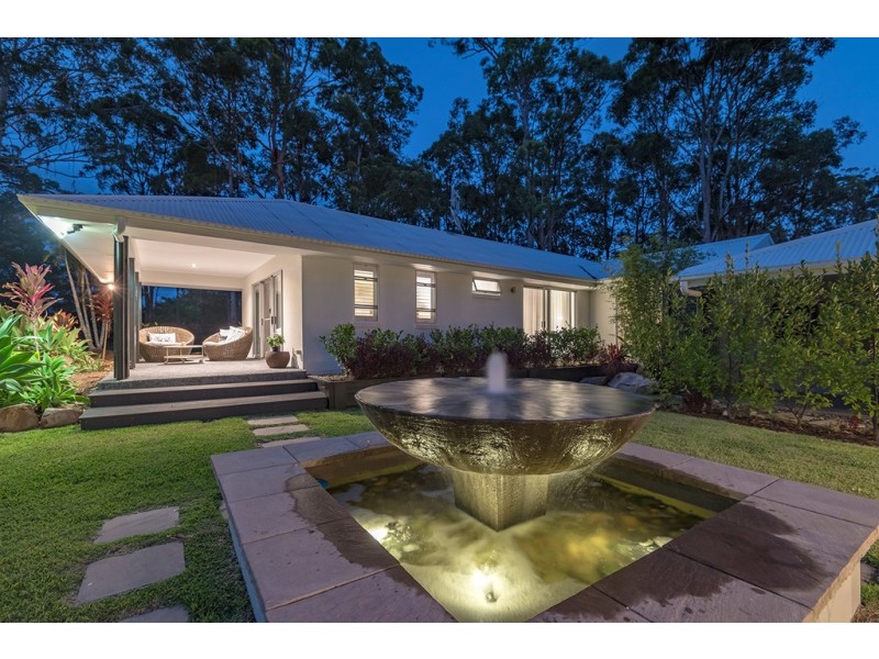 19 Kingsgate Drive, Tinbeerwah QLD 4563