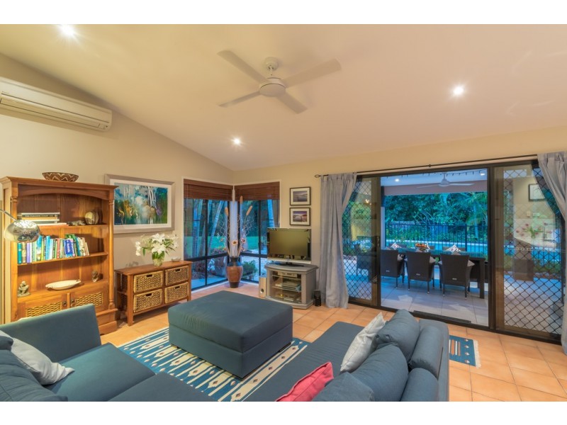 26 Kingsgate Drive, Tinbeerwah QLD 4563