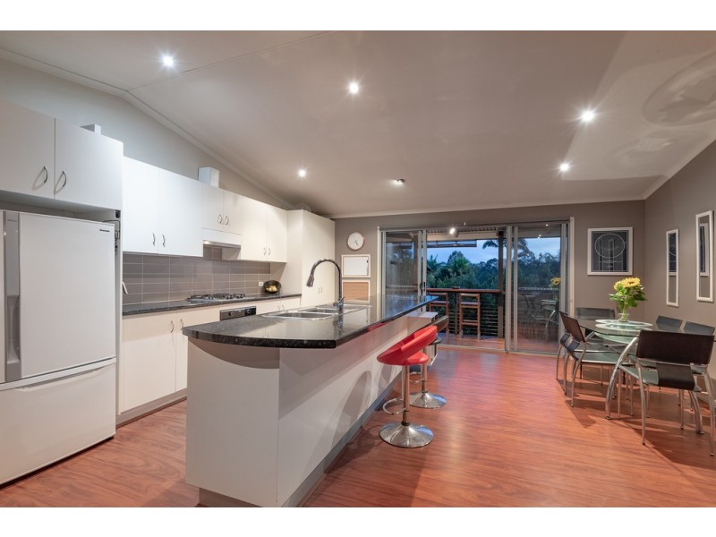 36 Lake Macdonald Drive, Cooroy QLD 4563