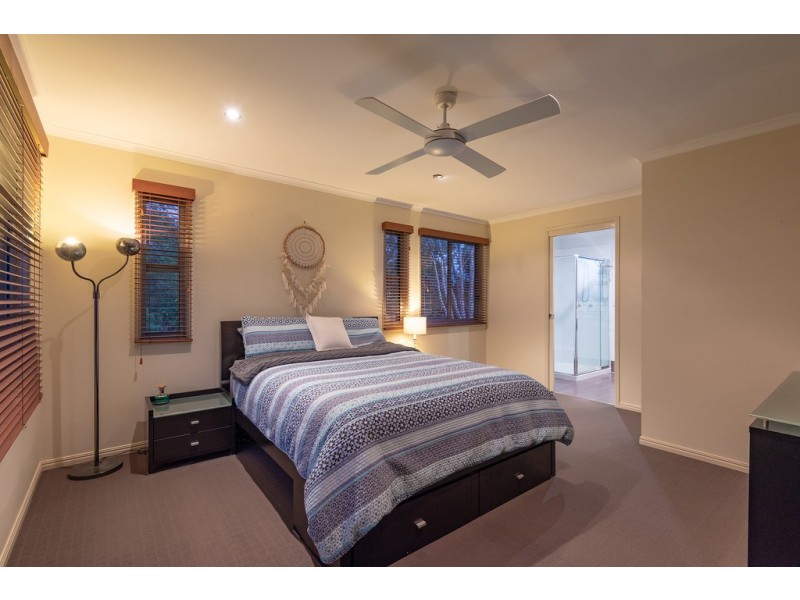 36 Lake Macdonald Drive, Cooroy QLD 4563