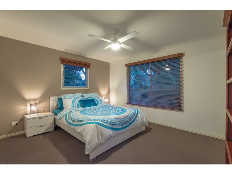36 Lake Macdonald Drive, Cooroy QLD 4563