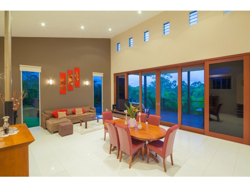 2 Leatherwood Ln, Cooroy QLD 4563