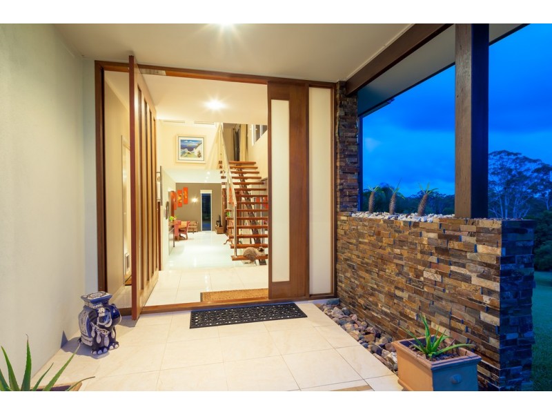 2 Leatherwood Ln, Cooroy QLD 4563