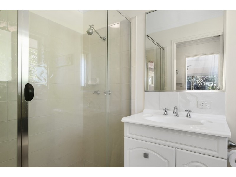 5 Leatherwood Lane, Black Mountain QLD 4563