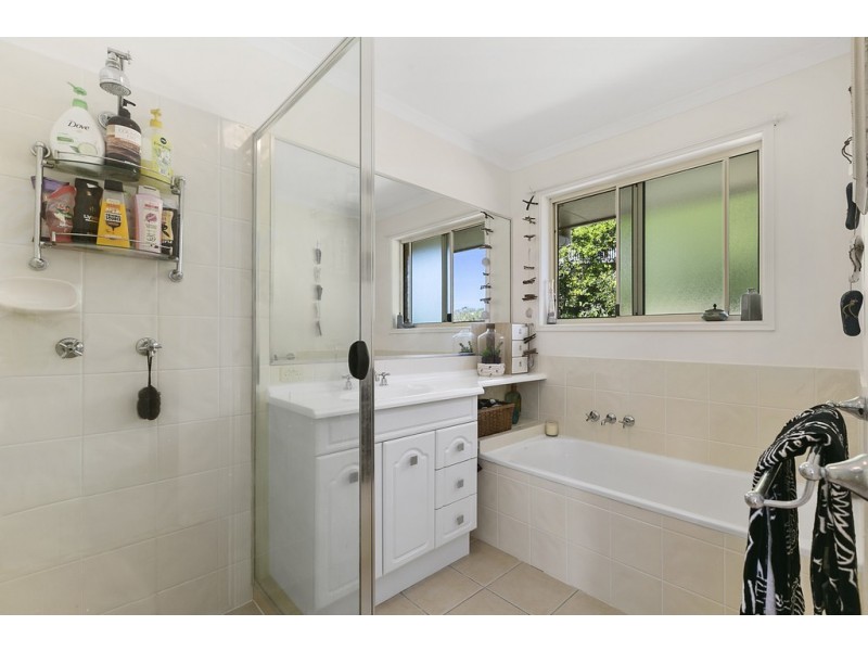 5 Leatherwood Lane, Black Mountain QLD 4563