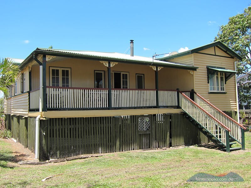 77 Maple St, Cooroy QLD 4563
