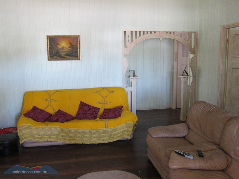 77 Maple St, Cooroy QLD 4563