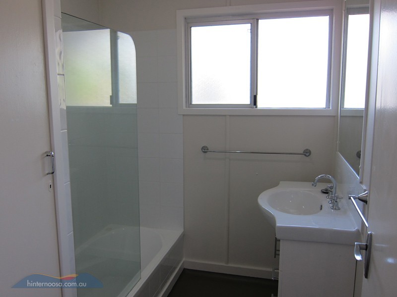 105 Maple St, Cooroy QLD 4563