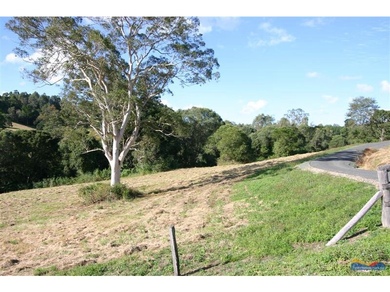 12 Oak Court, Carters Ridge QLD 4563