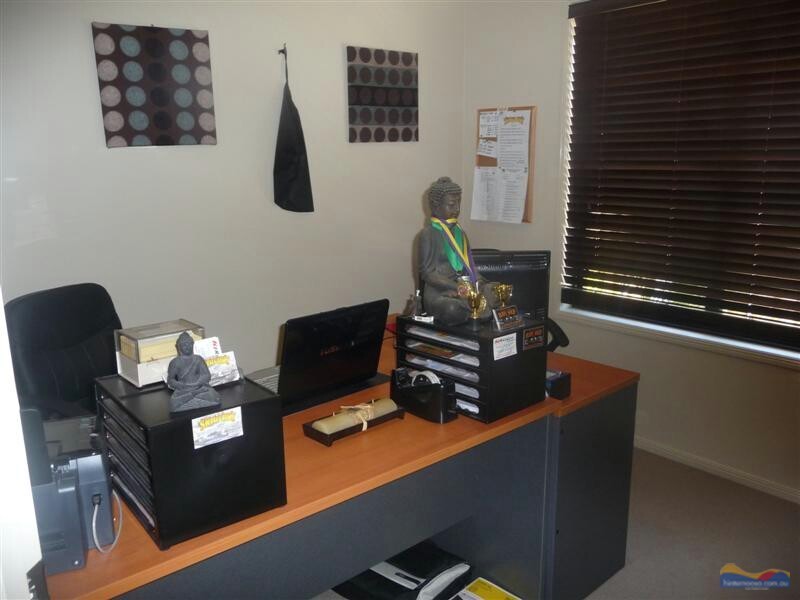 19 Oak Street, Cooroy QLD 4563