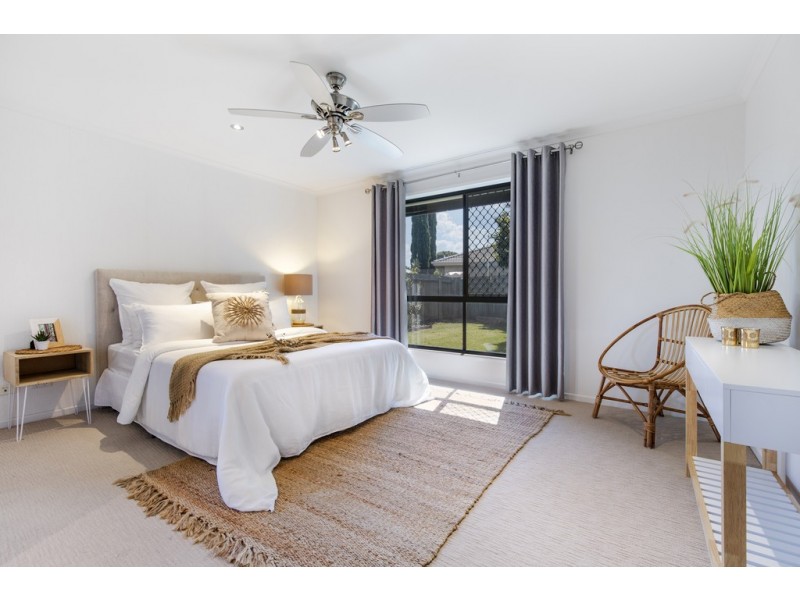 49 Oak Street, Cooroy QLD 4563