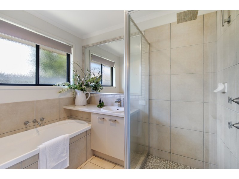 49 Oak Street, Cooroy QLD 4563