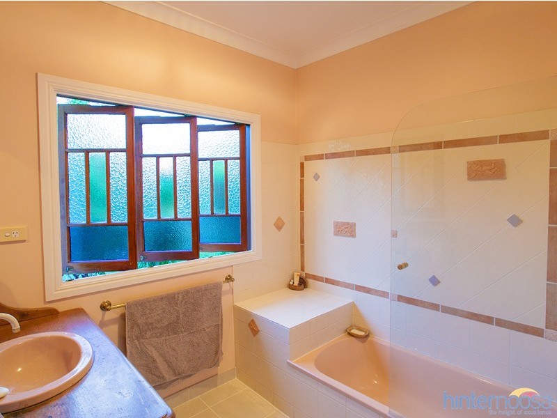 183 Ocean View Road, Cooroy QLD 4563