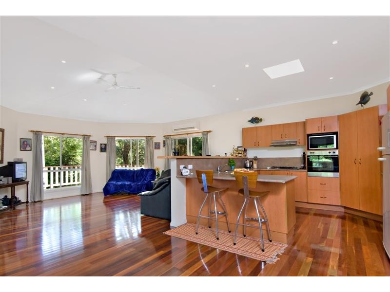 195 Old Ceylon Rd, Cooroy QLD 4563