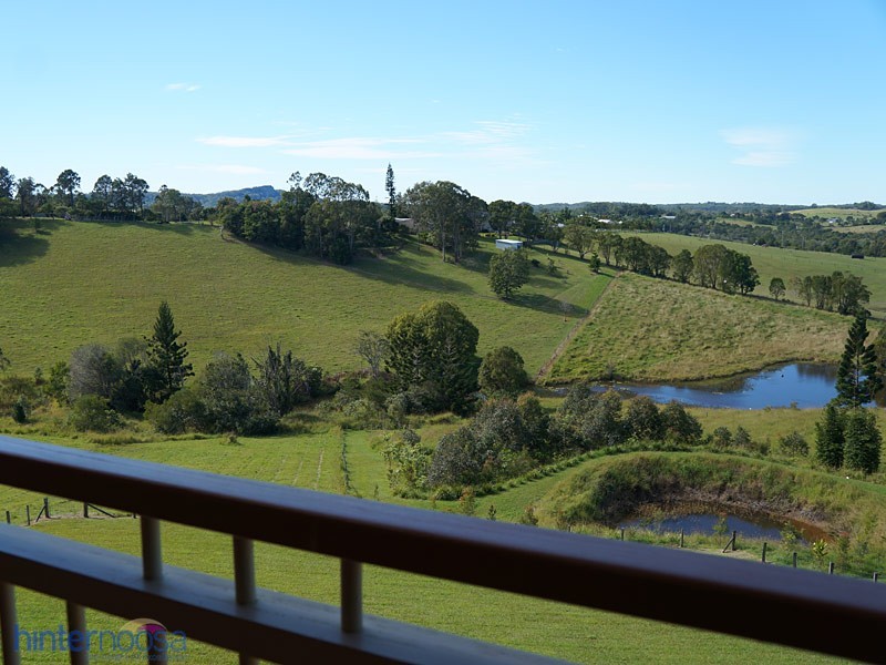 18 Pine Tree Drive, Lake Macdonald QLD 4563