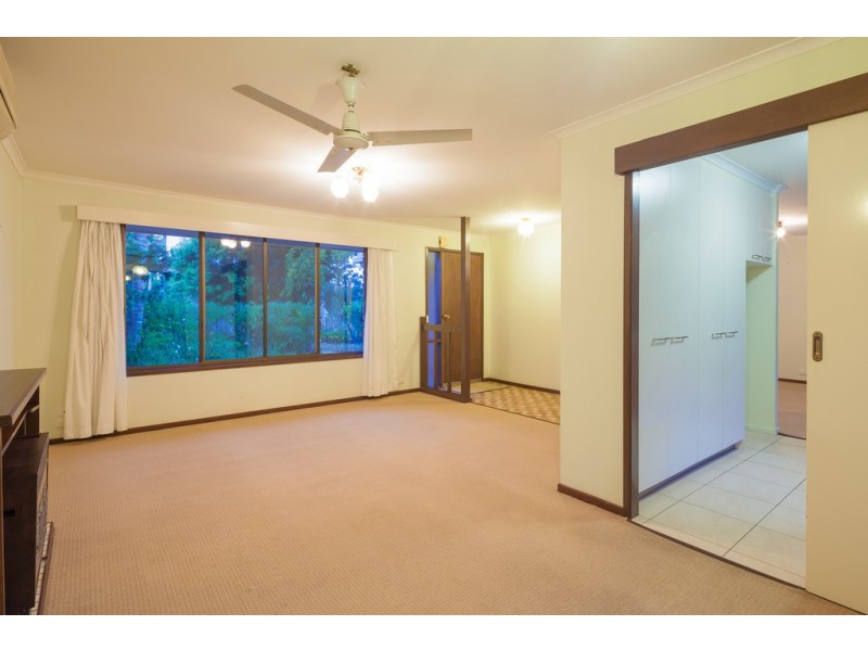 13 Pioneer Ct, Cooroy QLD 4563