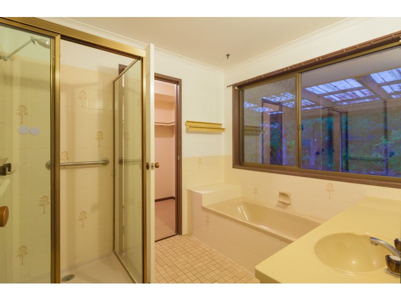 13 Pioneer Ct, Cooroy QLD 4563