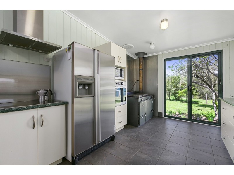 237 Poulsen Rd, Carters Ridge QLD 4563