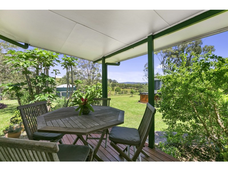 237 Poulsen Rd, Carters Ridge QLD 4563