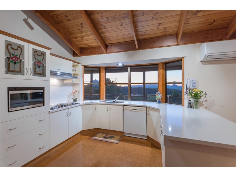 25 Quail Lane, Black Mountain QLD 4563