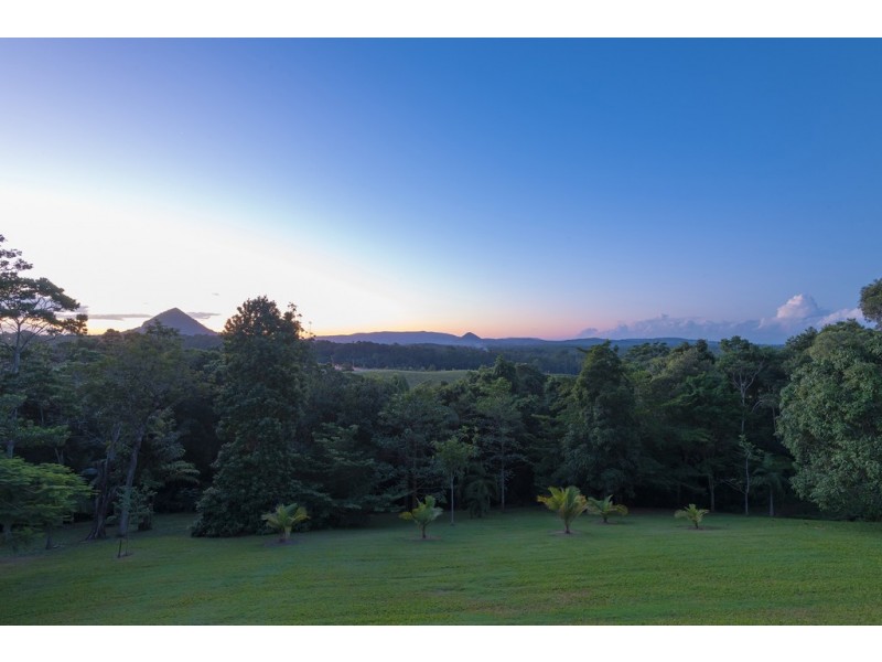 25 Quail Lane, Black Mountain QLD 4563