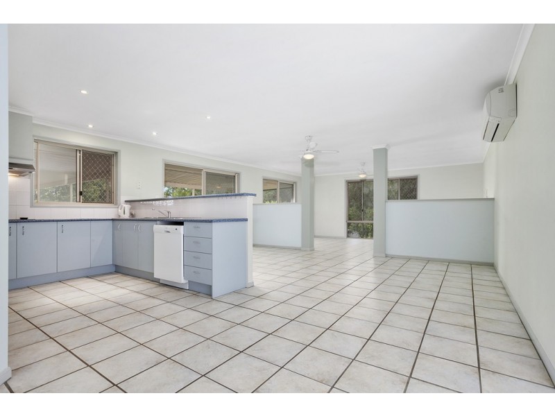 11 Rosewood Lane, Black Mountain QLD 4563