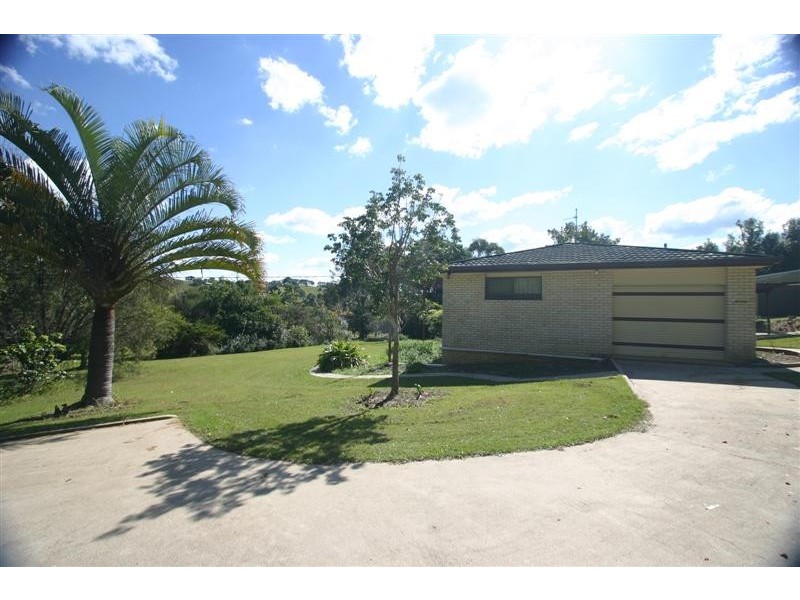 1 Springfield Circ, Cooroy QLD 4563