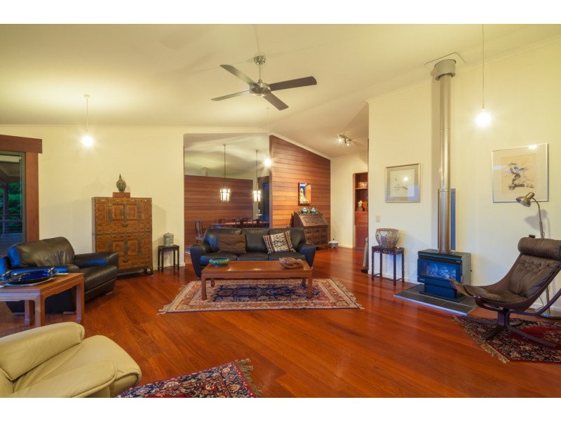 393 Sunrise Rd, Tinbeerwah QLD 4563