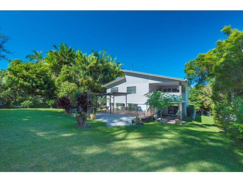 27 Topaz Street, Cooroy QLD 4563