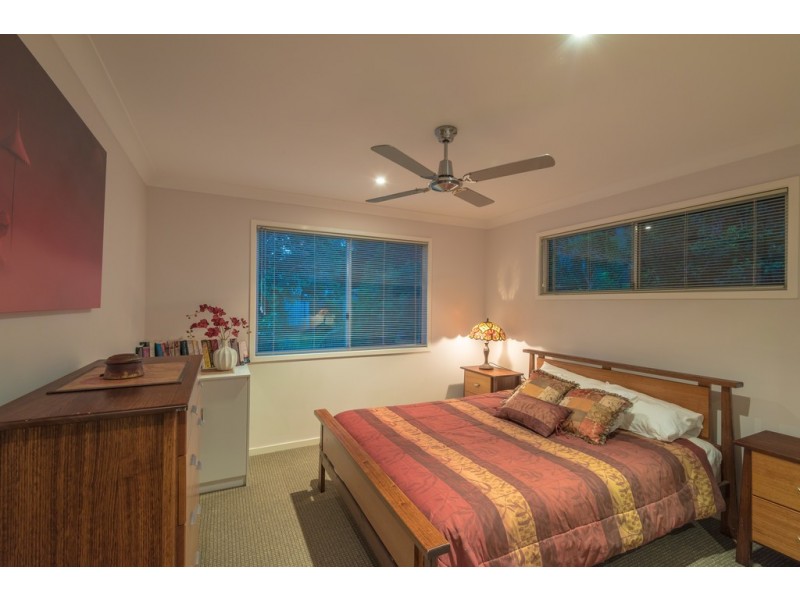 27 Topaz Street, Cooroy QLD 4563