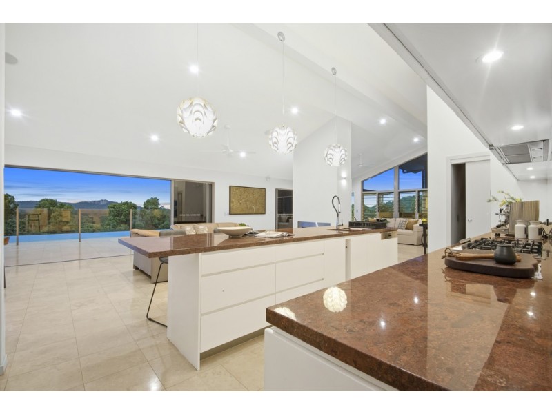 36 Tunba Ct, Cooroy Mountain QLD 4563