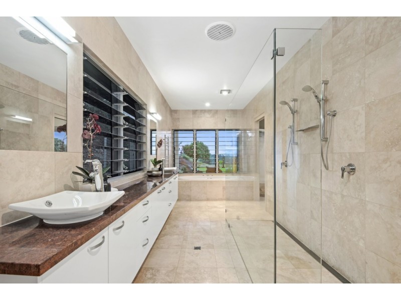 36 Tunba Ct, Cooroy Mountain QLD 4563