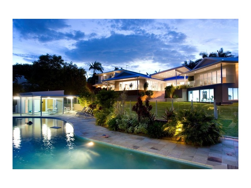 8 Upland Court, Tinbeerwah QLD 4563