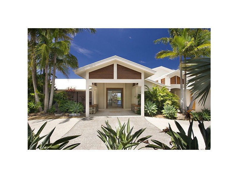 8 Upland Court, Tinbeerwah QLD 4563