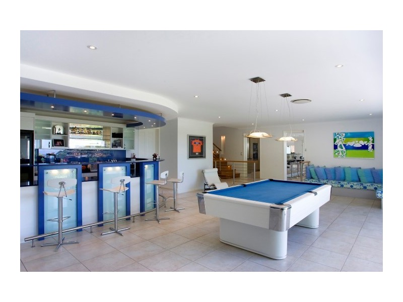 8 Upland Court, Tinbeerwah QLD 4563