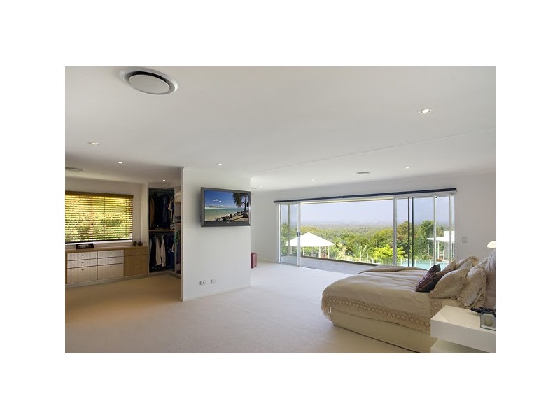 8 Upland Court, Tinbeerwah QLD 4563