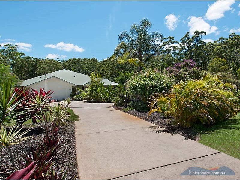 15 Vines Ct, Tinbeerwah QLD 4563