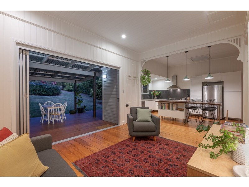 21 Wattle Street, Cooroy QLD 4563