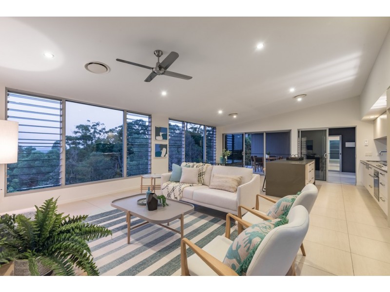 12 Wendoma Ct, Tinbeerwah QLD 4563