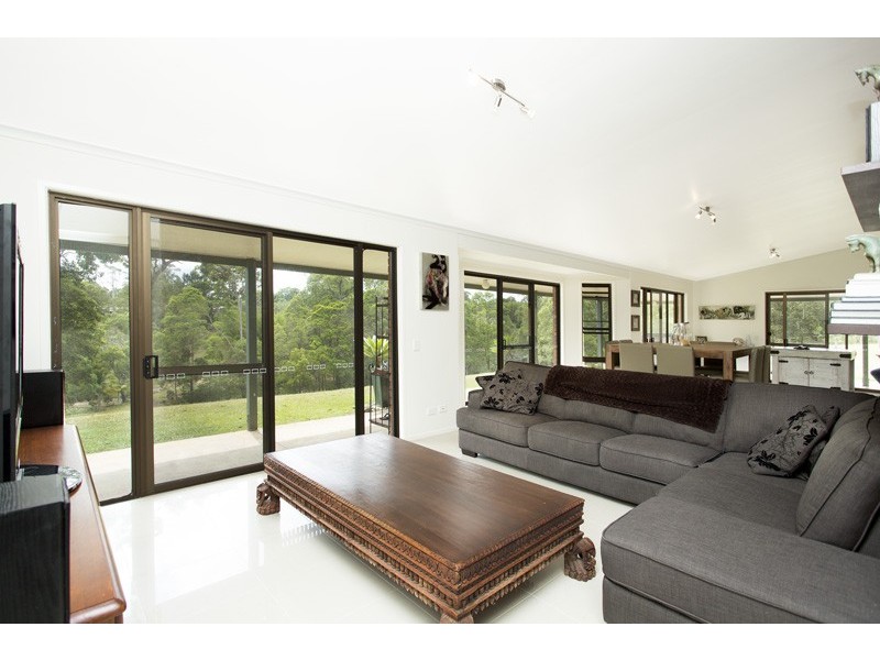 80 Hawk Road, Pomona QLD 4568